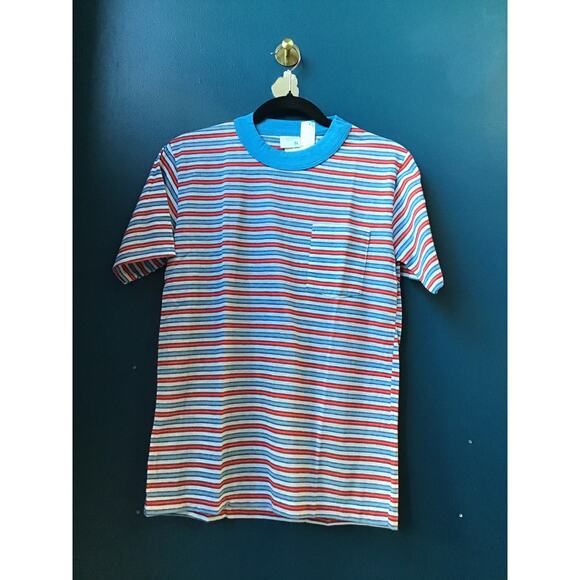 JCPenney Blue Red Striped Crew Neck Pocket Shirt Short Sleeve Men's Size Small - Picture 1 of 2